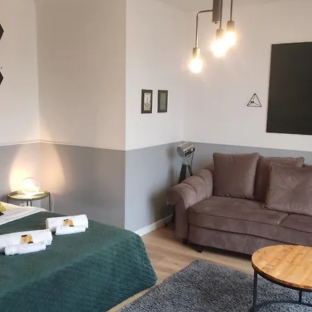 Be My Guest - Jerozolimskie - Super Centrum Metro Wi-fi * Varşova